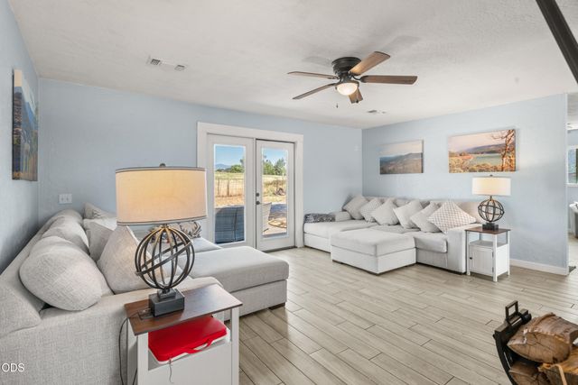 728 W Valley View, Ashland, OR 97520