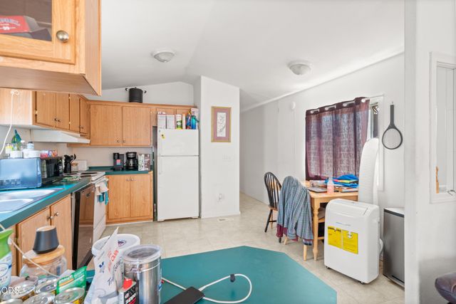 728 W Valley View, Ashland, OR 97520
