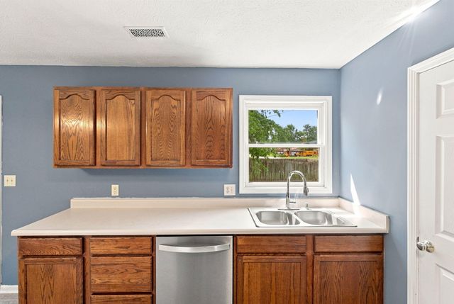 1144 Southpoint Drive, Georgetown, KY 40324