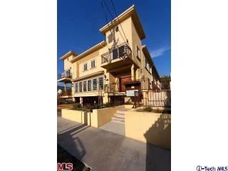 10214 Fernglen Avenue 4, Tujunga, CA 91042
