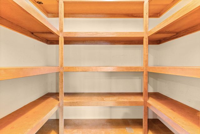 204 N Meadow Street, Nixa, MO 65714