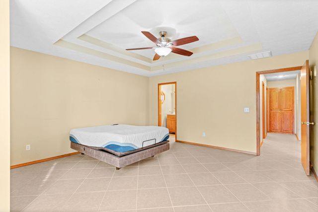 204 N Meadow Street, Nixa, MO 65714