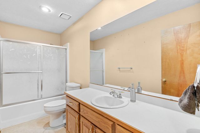 204 N Meadow Street, Nixa, MO 65714