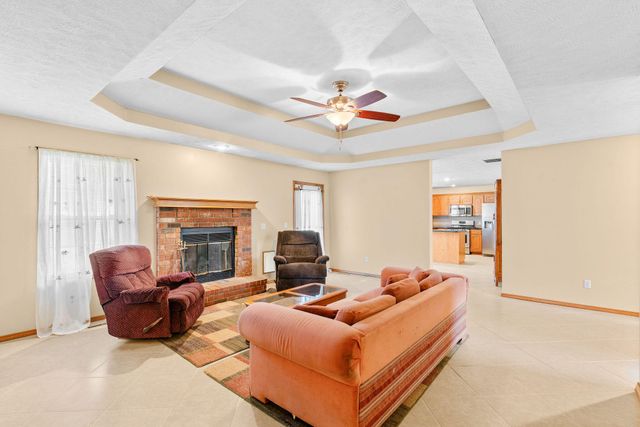 204 N Meadow Street, Nixa, MO 65714