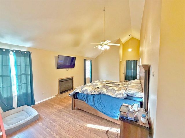 456 NW 151st Road, Clinton, MO 64735