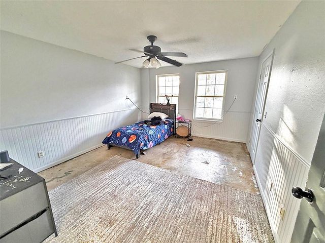 456 NW 151st Road, Clinton, MO 64735