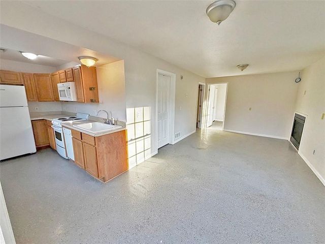 456 NW 151st Road, Clinton, MO 64735