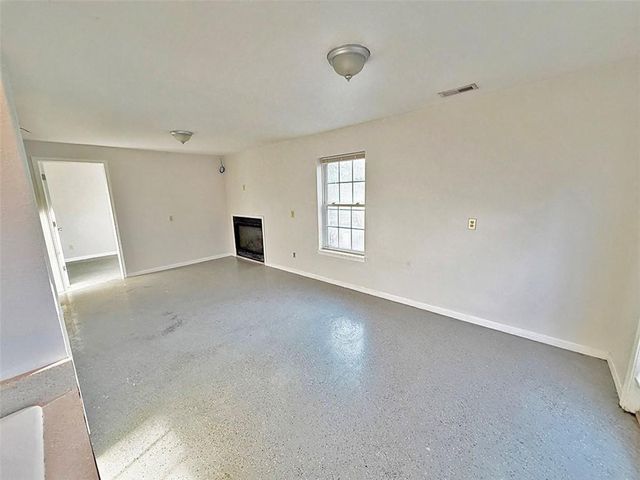 456 NW 151st Road, Clinton, MO 64735