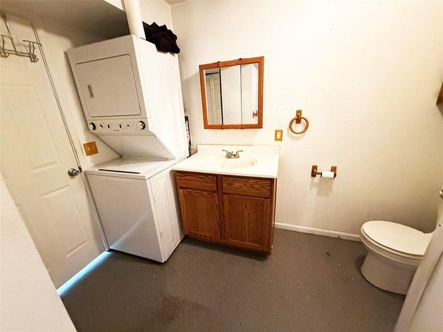 456 NW 151st Road, Clinton, MO 64735