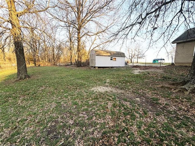 456 NW 151st Road, Clinton, MO 64735