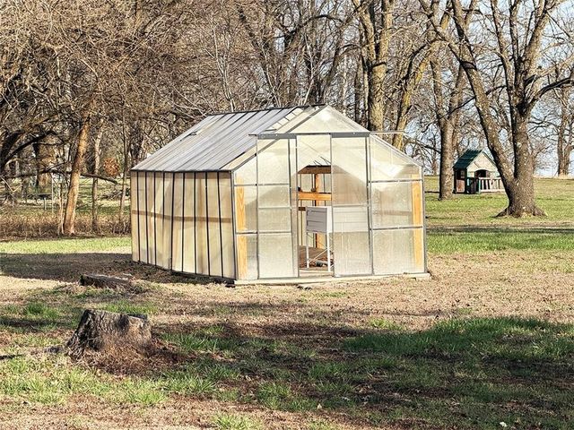 456 NW 151st Road, Clinton, MO 64735