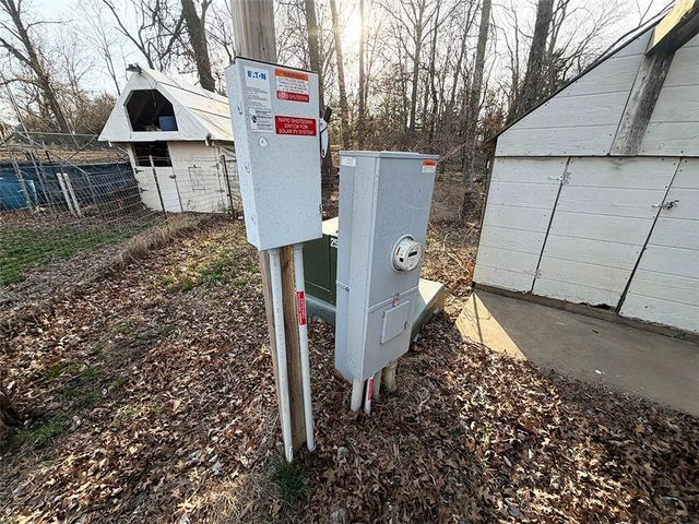 456 NW 151st Road, Clinton, MO 64735