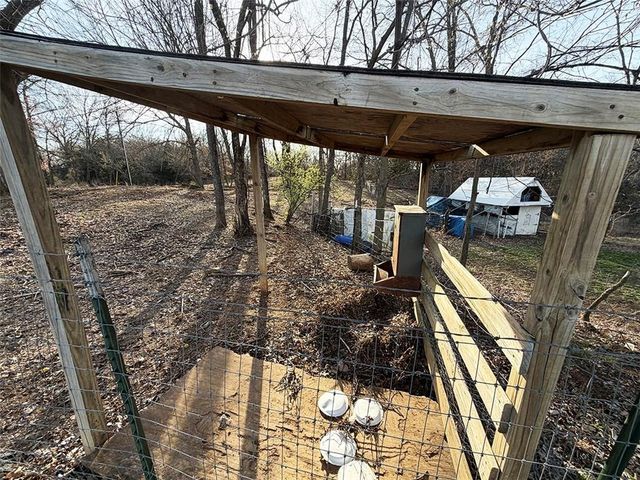 456 NW 151st Road, Clinton, MO 64735