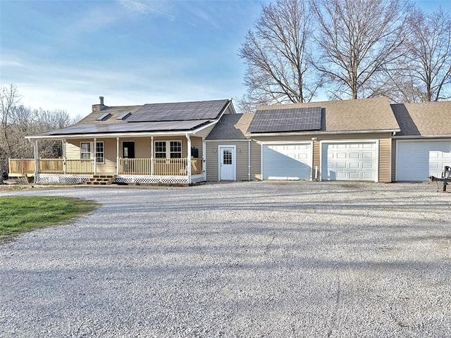 456 NW 151st Road, Clinton, MO 64735