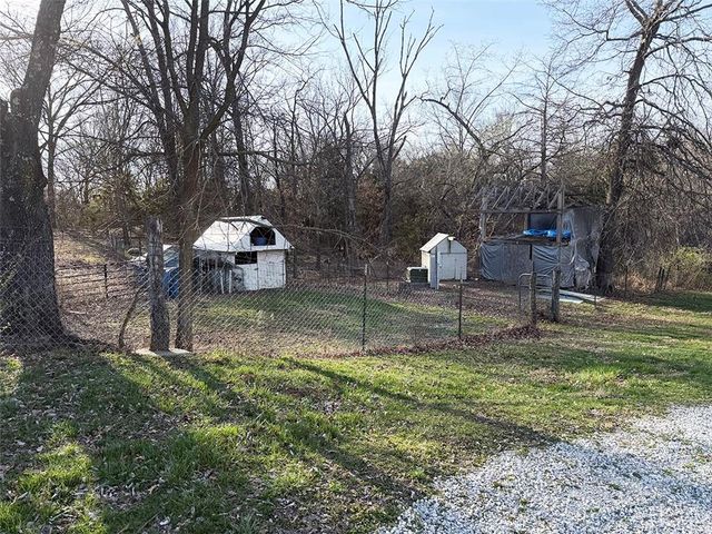 456 NW 151st Road, Clinton, MO 64735