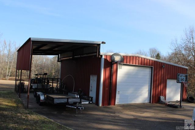 1467 Earnest Rd, Texarkana, TX 75503