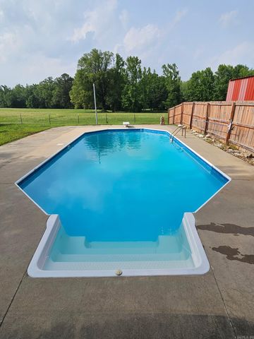 1467 Earnest Rd, Texarkana, TX 75503