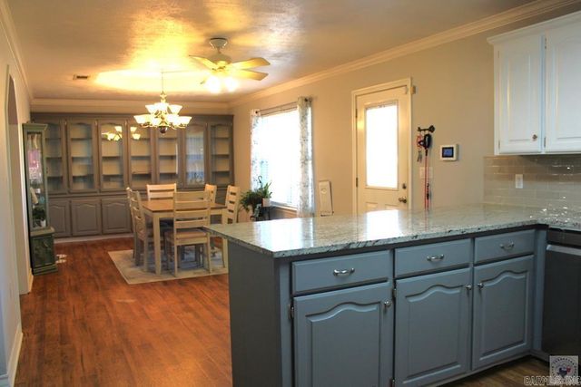 1467 Earnest Rd, Texarkana, TX 75503