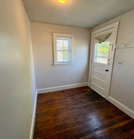 158 Adams St 3, Newton, MA 02458