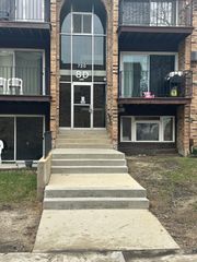 720 HILL Drive 8-303, Hoffman Estates, IL 60169