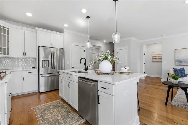 203 Sunshower Ridge, Canton, GA 30114