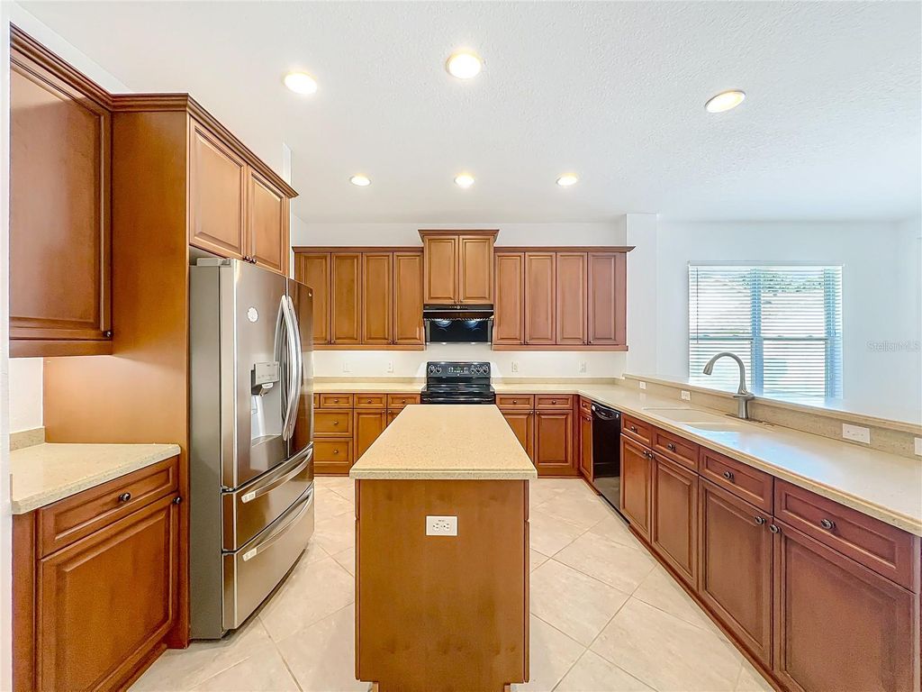 Image 15 of property listing at 6953 TETTENHALL LANE, Windermere, FL 34786