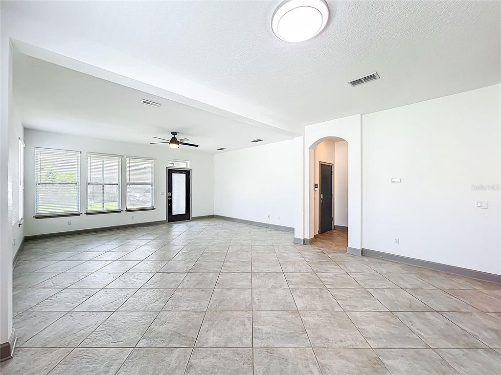 Image 27 of property listing at 6953 TETTENHALL LANE, Windermere, FL 34786