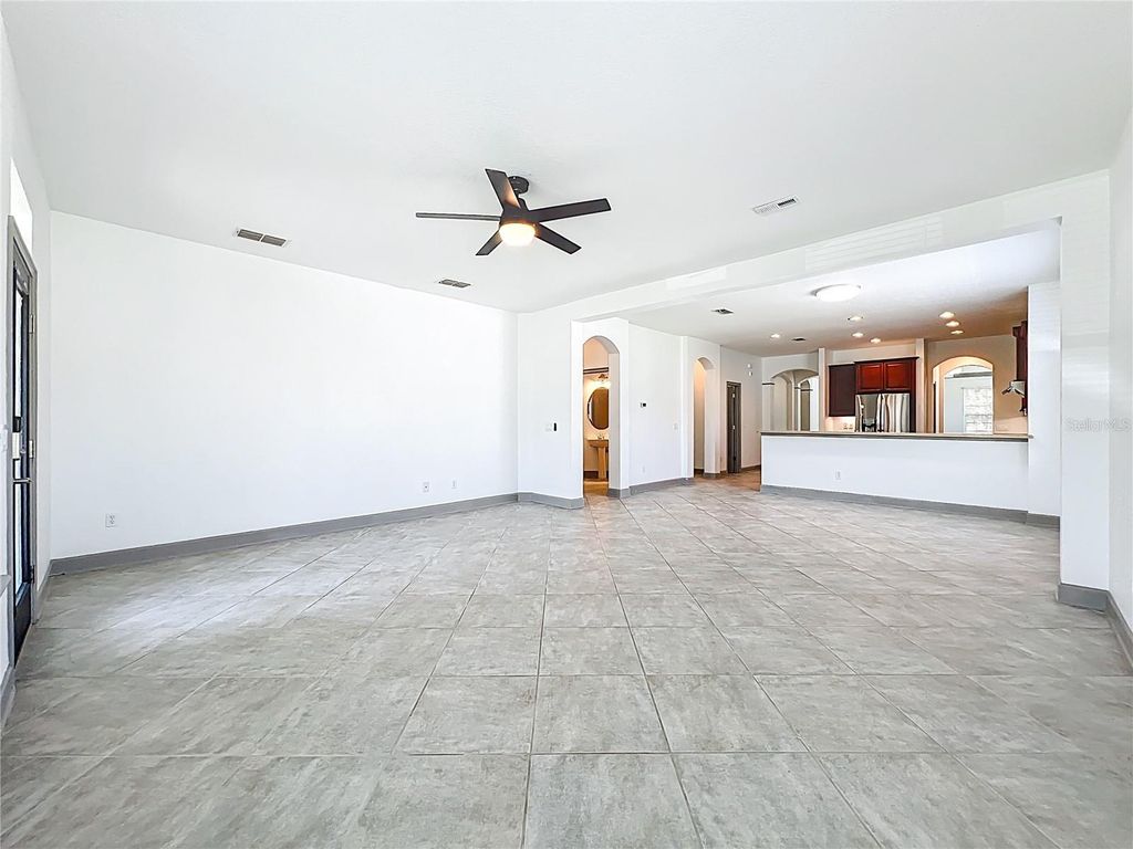 Image 29 of property listing at 6953 TETTENHALL LANE, Windermere, FL 34786