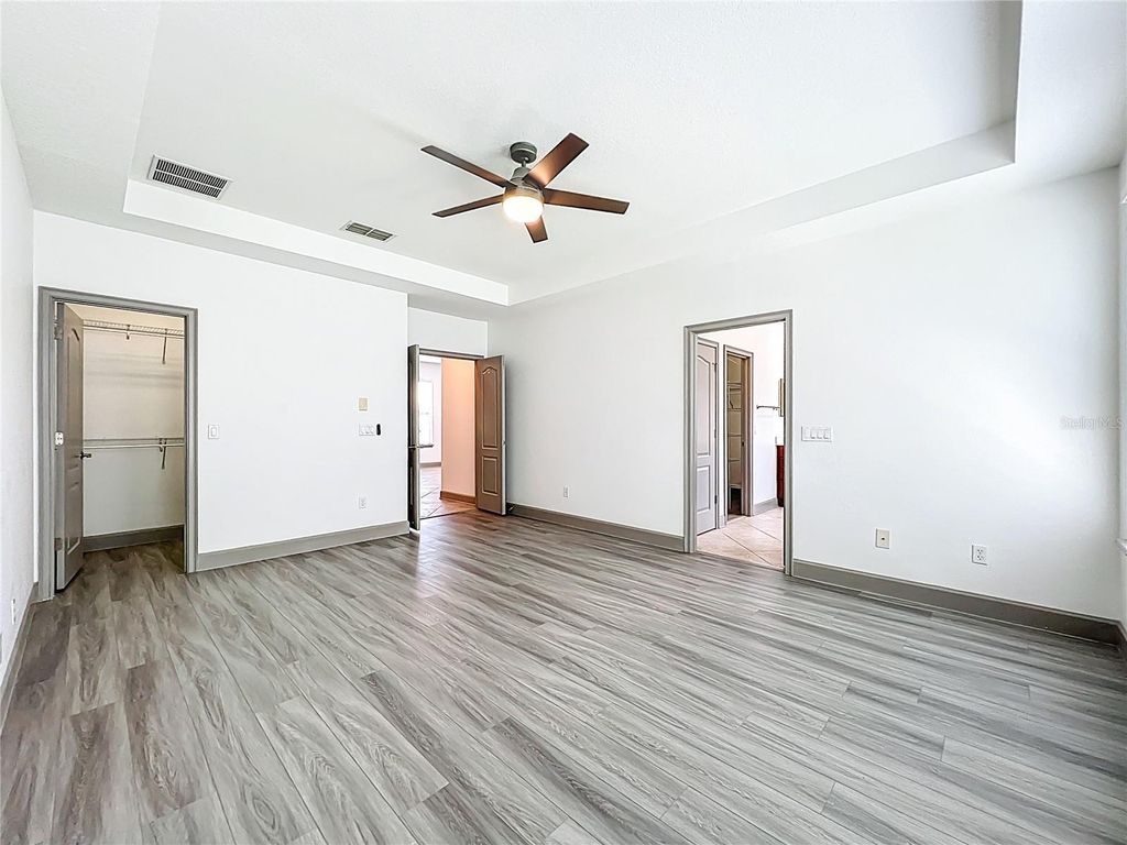 Image 35 of property listing at 6953 TETTENHALL LANE, Windermere, FL 34786