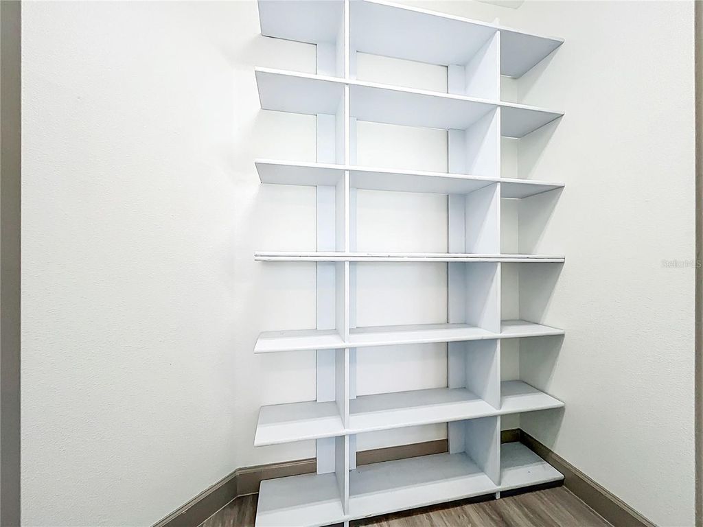 Image 52 of property listing at 6953 TETTENHALL LANE, Windermere, FL 34786