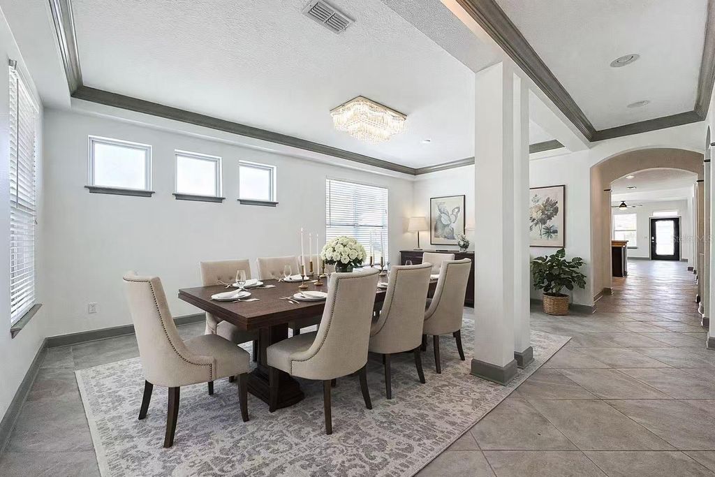 Image 10 of property listing at 6953 TETTENHALL LANE, Windermere, FL 34786