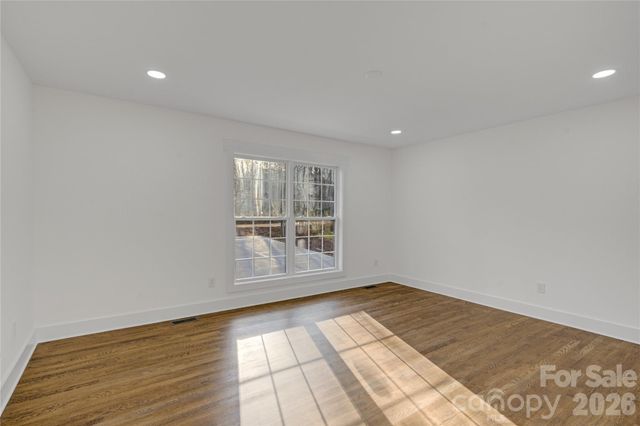 8900 Blaydon Drive, Charlotte, NC 28227