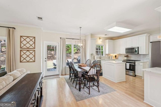 605 Silverberry Lane, Sugar Hill, GA 30518