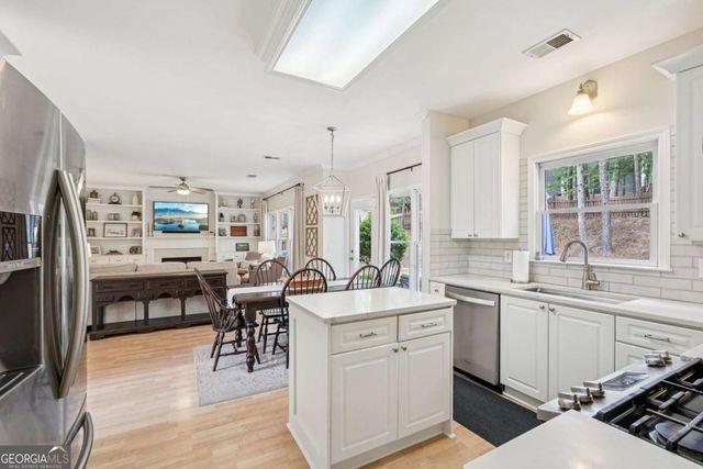 605 Silverberry Lane, Sugar Hill, GA 30518