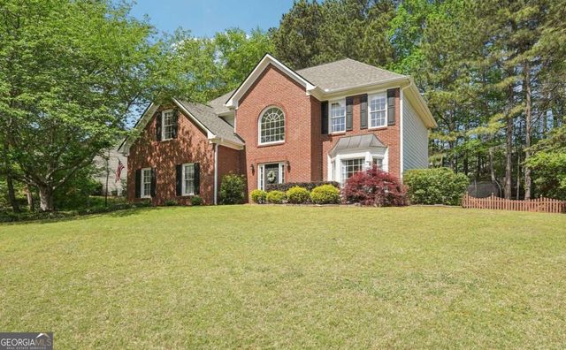 605 Silverberry Lane, Sugar Hill, GA 30518