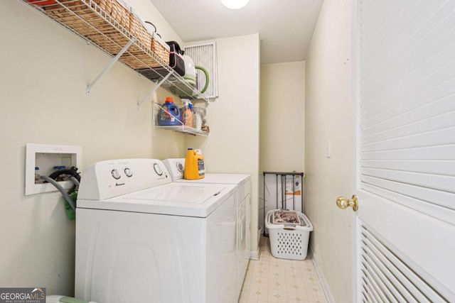 605 Silverberry Lane, Sugar Hill, GA 30518