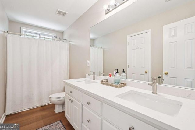 605 Silverberry Lane, Sugar Hill, GA 30518