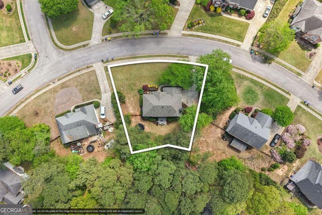 605 Silverberry Lane, Sugar Hill, GA 30518