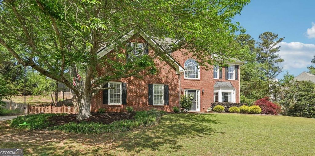 605 Silverberry Lane, Sugar Hill, GA 30518