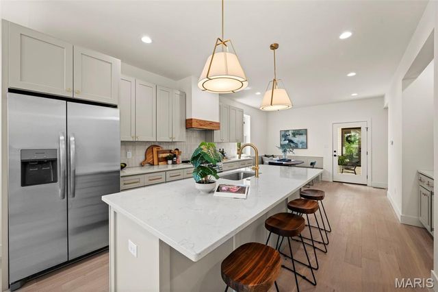 6405 Hancock Avenue, St Louis, MO 63139