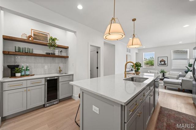 6405 Hancock Avenue, St Louis, MO 63139