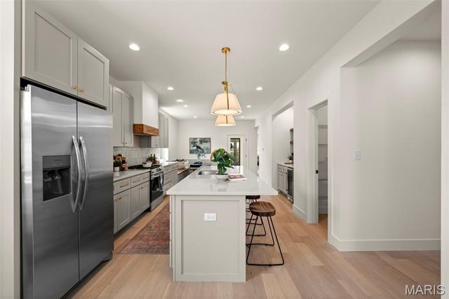 6405 Hancock Avenue, St Louis, MO 63139