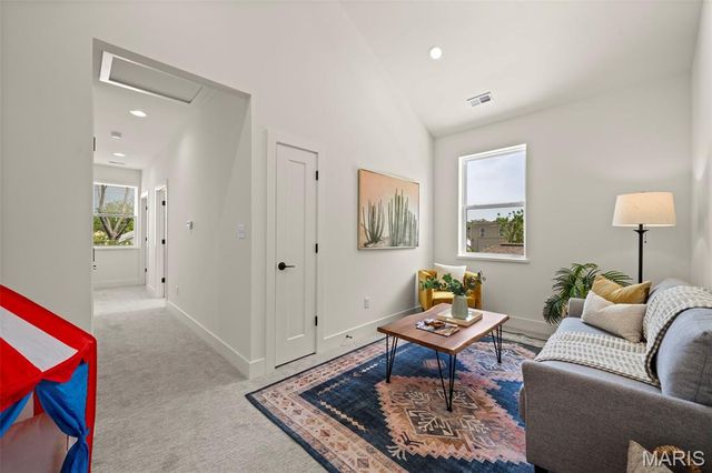 6405 Hancock Avenue, St Louis, MO 63139