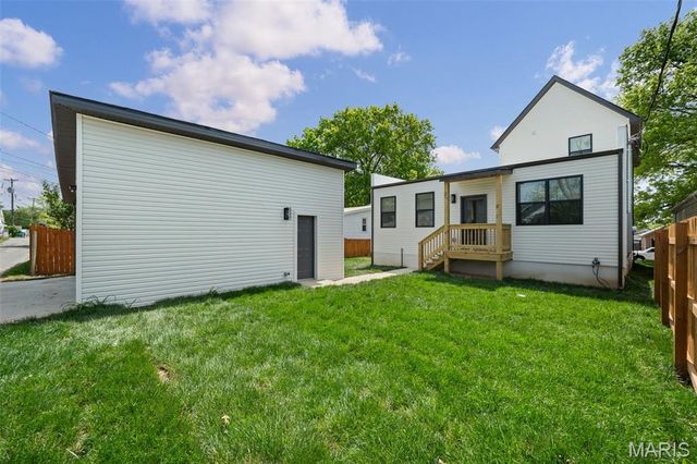 6405 Hancock Avenue, St Louis, MO 63139