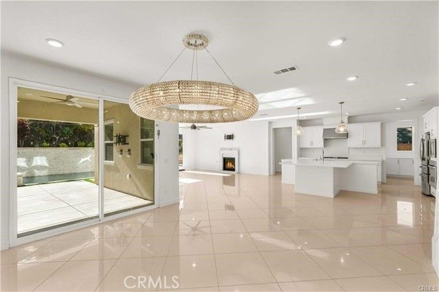 2872 Santa Fiora, Corona, CA 92882