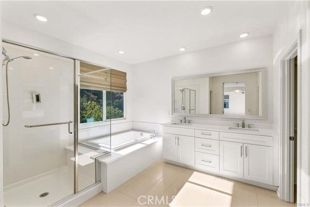 2872 Santa Fiora, Corona, CA 92882