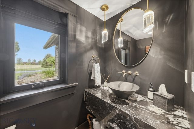 696 Belle Creek Road, Belgrade, MT 59714