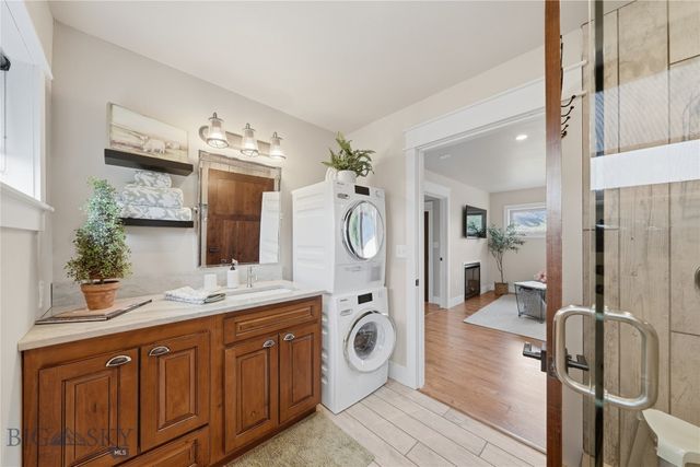 696 Belle Creek Road, Belgrade, MT 59714