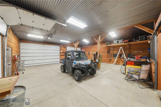 696 Belle Creek Road, Belgrade, MT 59714