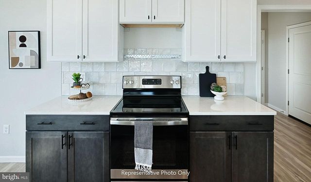 104 NOTTING HILL CT, Mechanicsburg, PA 17050